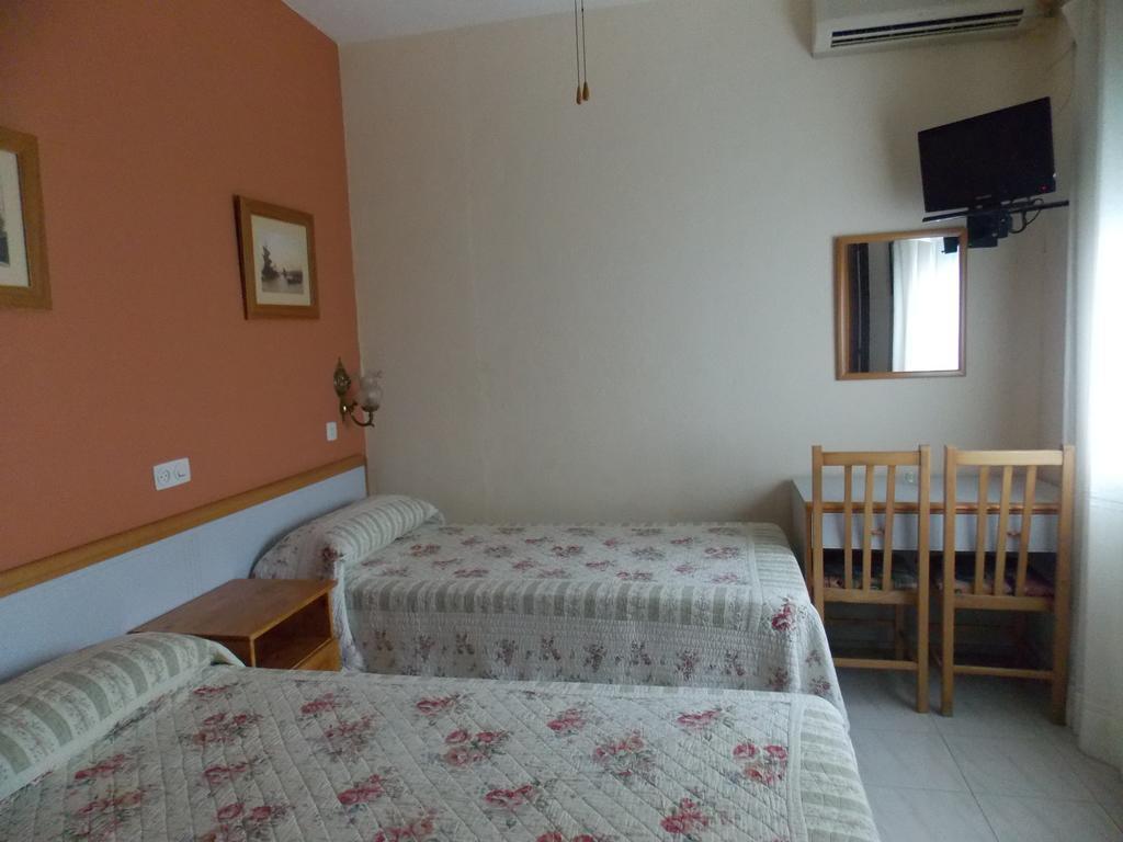 Pension La Palma Эль-Пуэрто-де-Санта-Мария Экстерьер фото